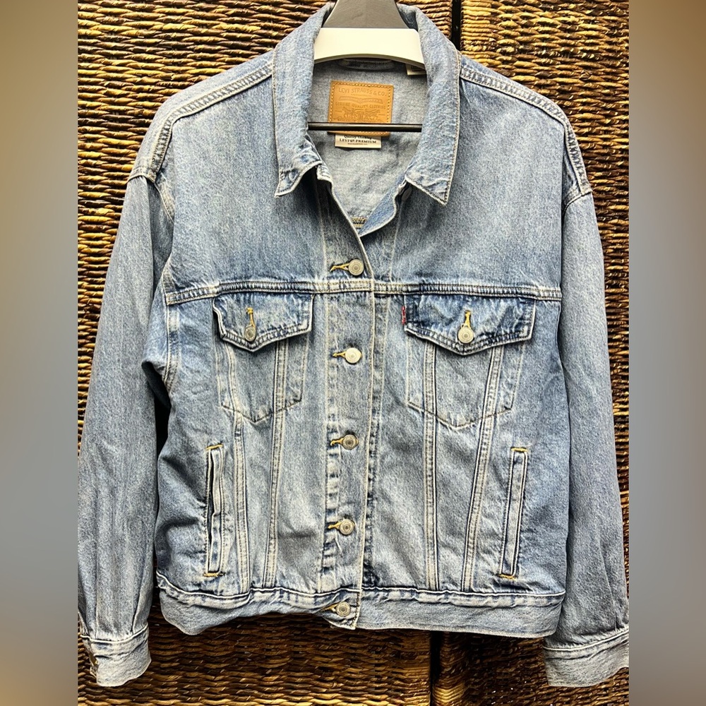 Levi's Premium Blue Denim with Tan Leather Patch-Large, Men’s, Silver buttons